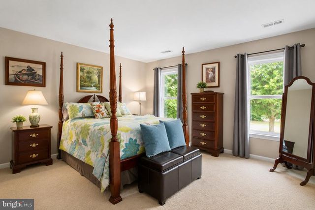 7301 LORD BARTON DR, Fredericksburg, VA 22407
