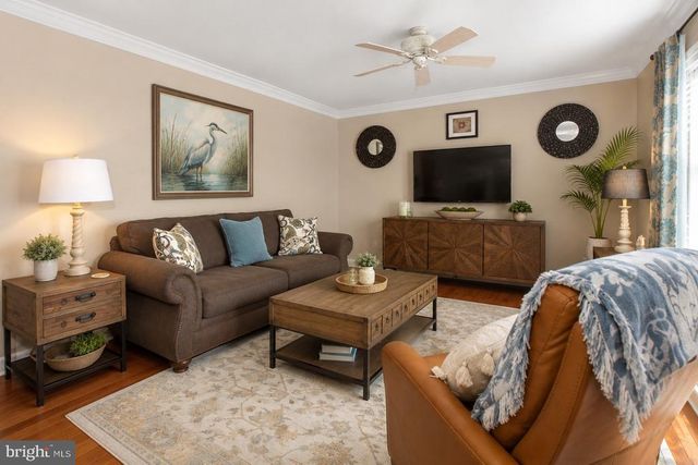7301 LORD BARTON DR, Fredericksburg, VA 22407