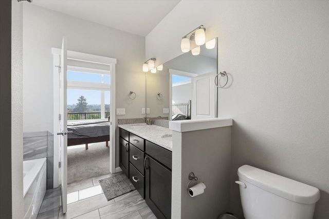 6815 S Blackwing Ct, Spokane, WA 99224