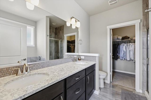 6815 S Blackwing Ct, Spokane, WA 99224