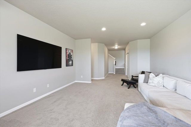 6815 S Blackwing Ct, Spokane, WA 99224