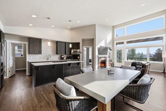 6815 S Blackwing Ct, Spokane, WA 99224