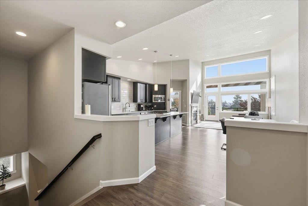 6815 S Blackwing Ct, Spokane, WA 99224 photo 4