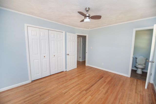 157 Sunset Drive, Cowpens, SC 29330