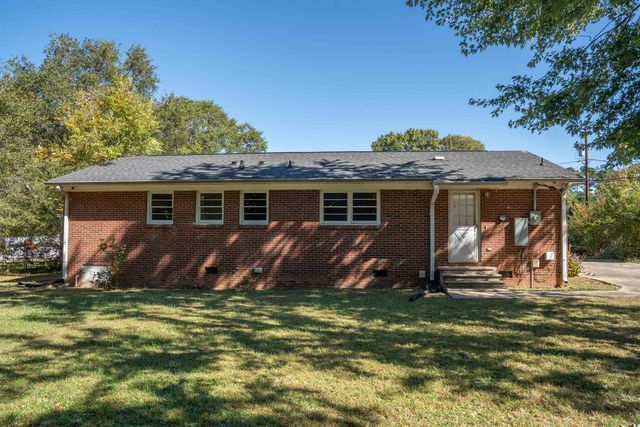 157 Sunset Drive, Cowpens, SC 29330