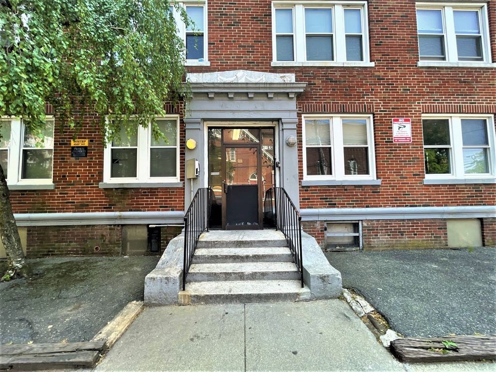 15 Huss Ct 205, Lynn, MA 01905