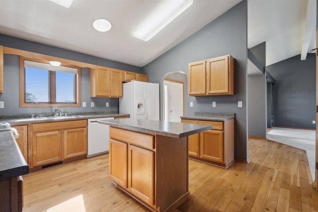 5141 25th Ave, Brandon, IA 52210