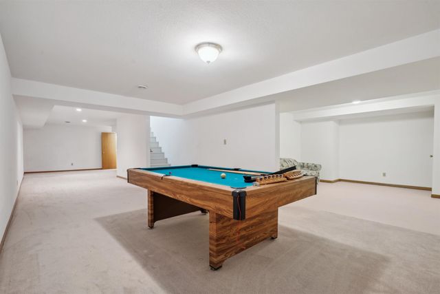 5141 25th Ave, Brandon, IA 52210