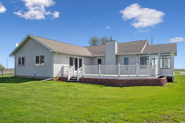 5141 25th Ave, Brandon, IA 52210