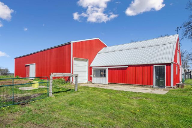 5141 25th Ave, Brandon, IA 52210