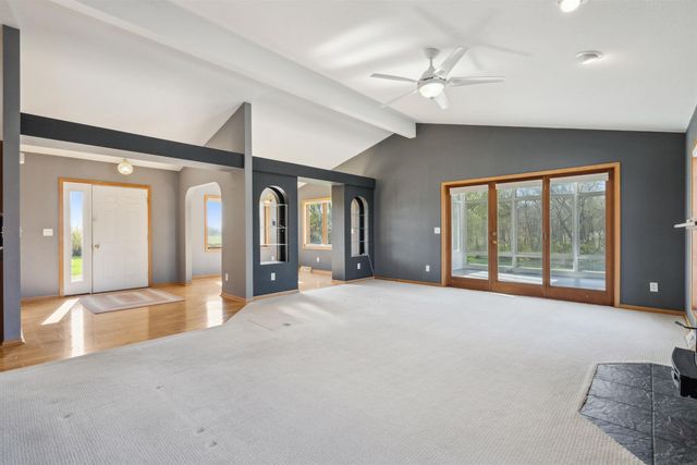 5141 25th Ave, Brandon, IA 52210