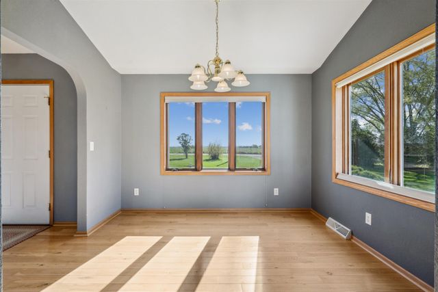 5141 25th Ave, Brandon, IA 52210