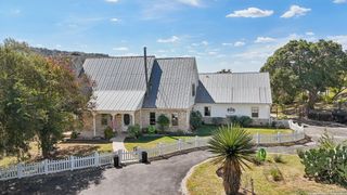 4380 Bear Springs, Pipe Creek, TX 78063