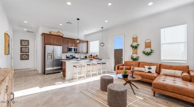 14923 W GRAY FOX Trail, Surprise, AZ 85387