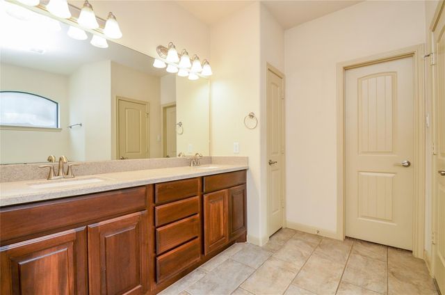 11014 Sir Alex Drive, Tomball, TX 77375