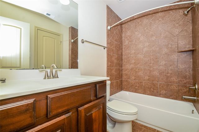 11014 Sir Alex Drive, Tomball, TX 77375