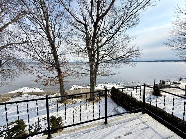 30 Cooper Drive, Plattsburgh, NY 12901