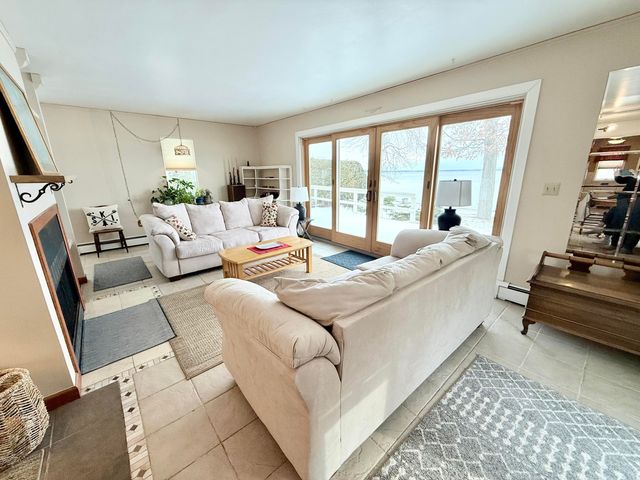 30 Cooper Drive, Plattsburgh, NY 12901