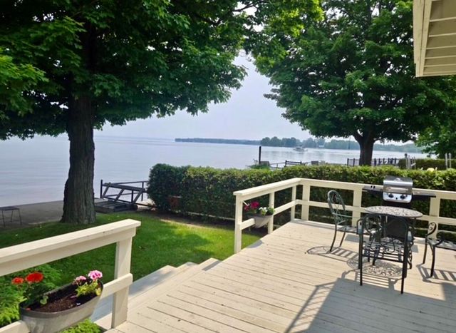 30 Cooper Drive, Plattsburgh, NY 12901