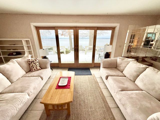 30 Cooper Drive, Plattsburgh, NY 12901