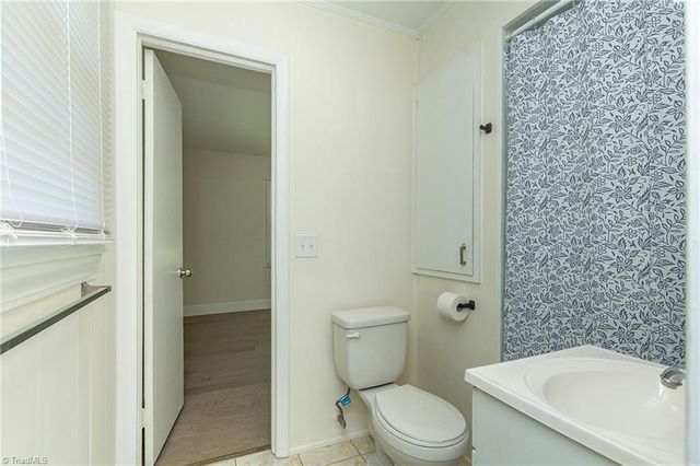 1719 E Center Street Extension, Lexington, NC 27292