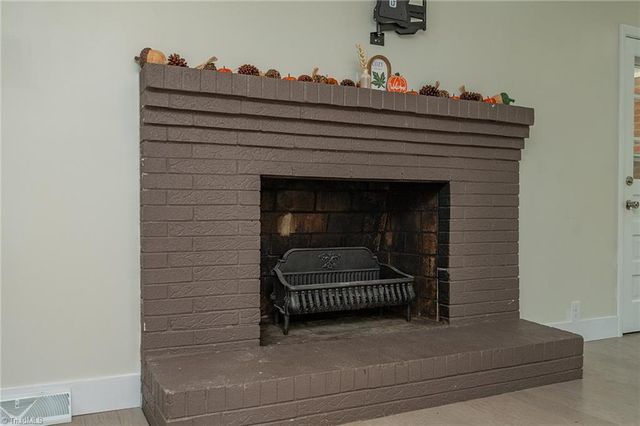 1719 E Center Street Extension, Lexington, NC 27292