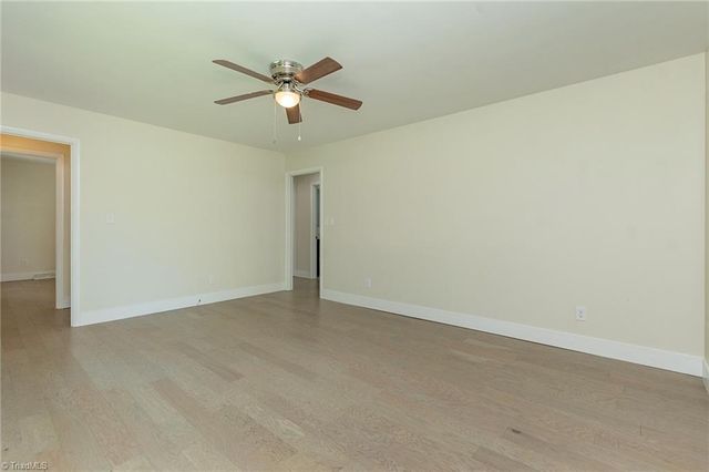 1719 E Center Street Extension, Lexington, NC 27292