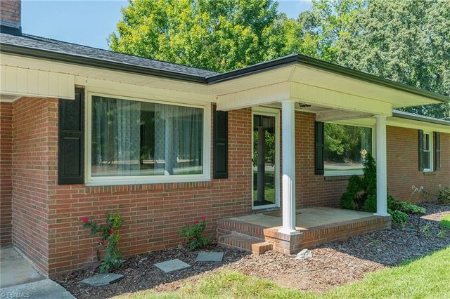 1719 E Center Street Extension, Lexington, NC 27292