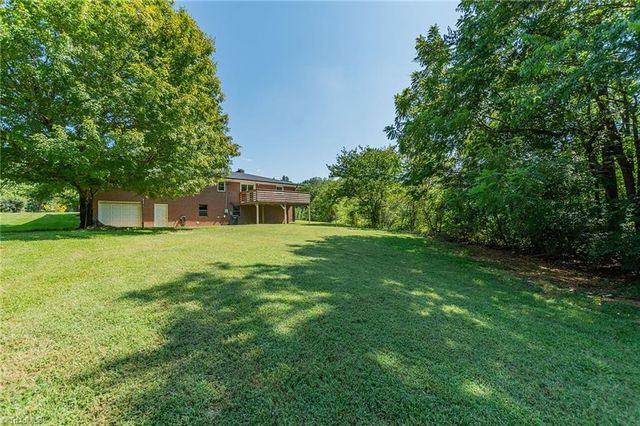 1719 E Center Street Extension, Lexington, NC 27292