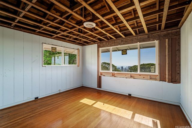 2641 Aaliamanu Place, Honolulu, HI 96813