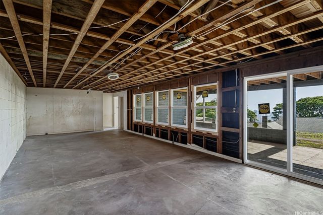 2641 Aaliamanu Place, Honolulu, HI 96813