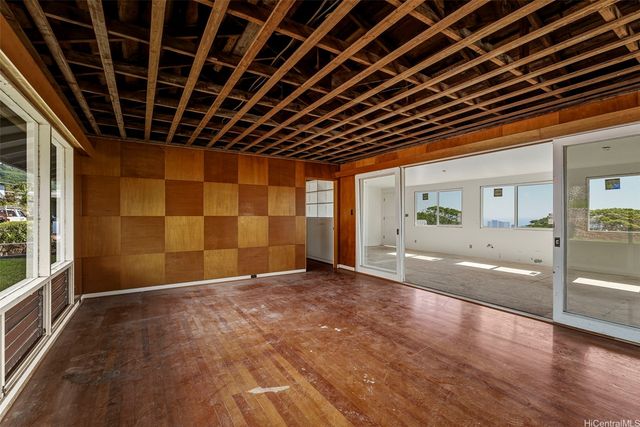 2641 Aaliamanu Place, Honolulu, HI 96813