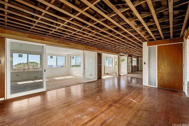 2641 Aaliamanu Place, Honolulu, HI 96813