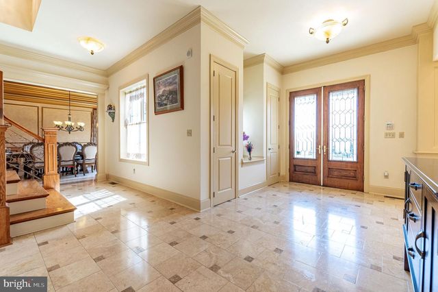 49 CREST BLVD, Easton, PA 18045