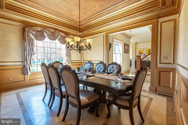 49 CREST BLVD, Easton, PA 18045