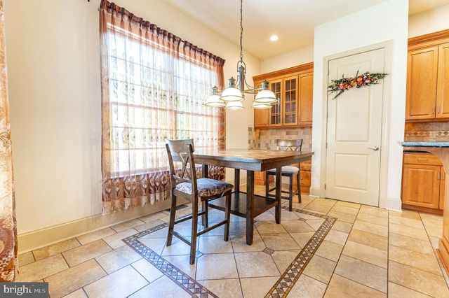 49 CREST BLVD, Easton, PA 18045