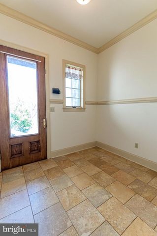 49 CREST BLVD, Easton, PA 18045
