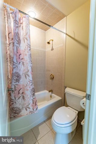 49 CREST BLVD, Easton, PA 18045