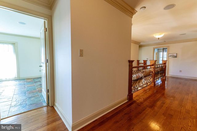 49 CREST BLVD, Easton, PA 18045