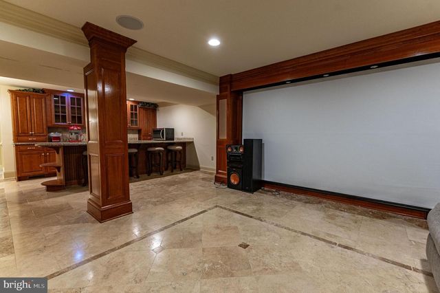 49 CREST BLVD, Easton, PA 18045