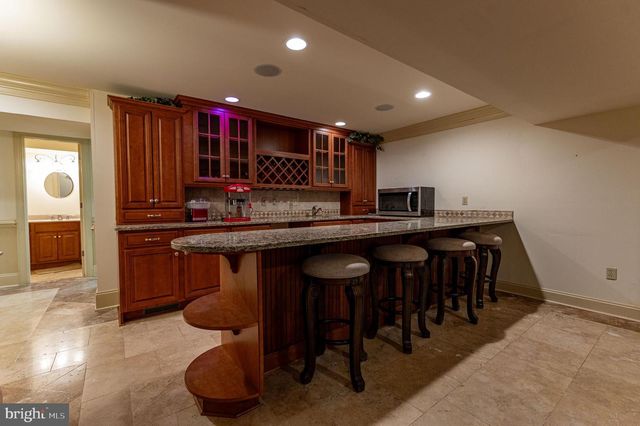 49 CREST BLVD, Easton, PA 18045