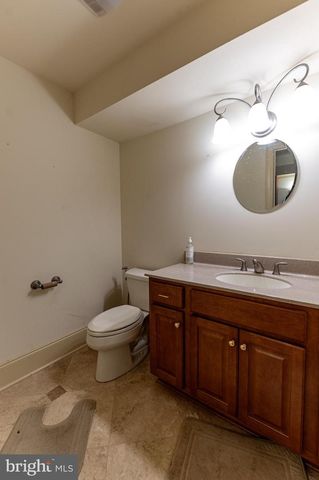 49 CREST BLVD, Easton, PA 18045