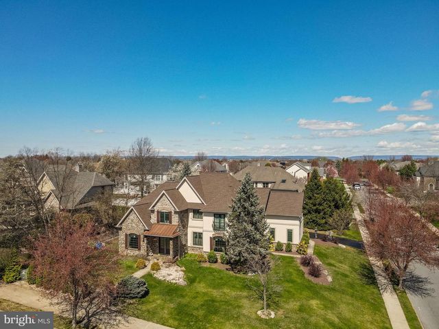 49 CREST BLVD, Easton, PA 18045