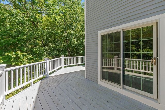 13 Mills Point 13, Middleton, MA 01949