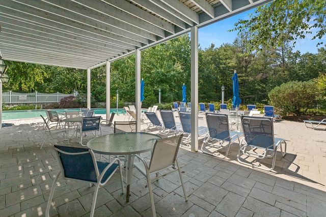13 Mills Point 13, Middleton, MA 01949