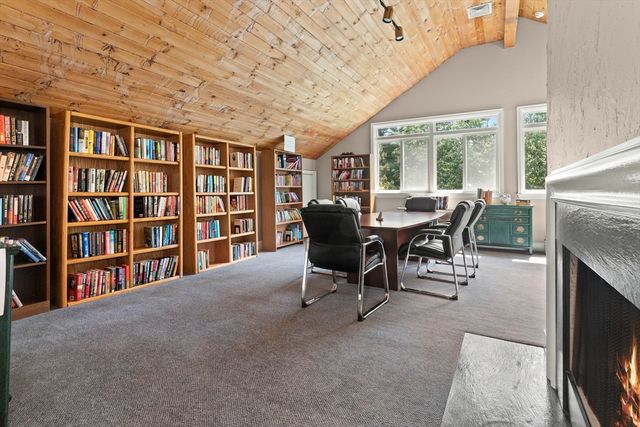 13 Mills Point 13, Middleton, MA 01949