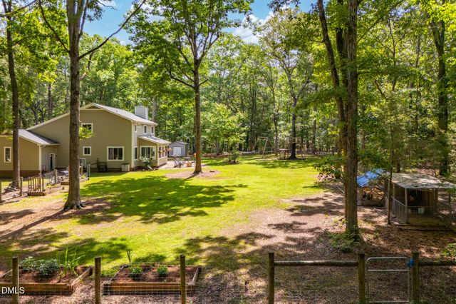 195 Shady Grove Road, Pittsboro, NC 27312