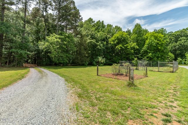 195 Shady Grove Road, Pittsboro, NC 27312
