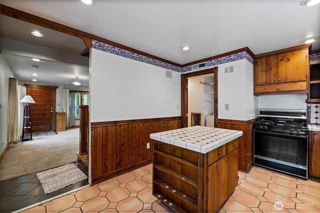 401 7th Street NW, Puyallup, WA 98371
