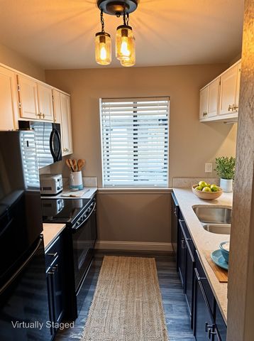 1730 Crest Point Drive, Arlington, TX 76012